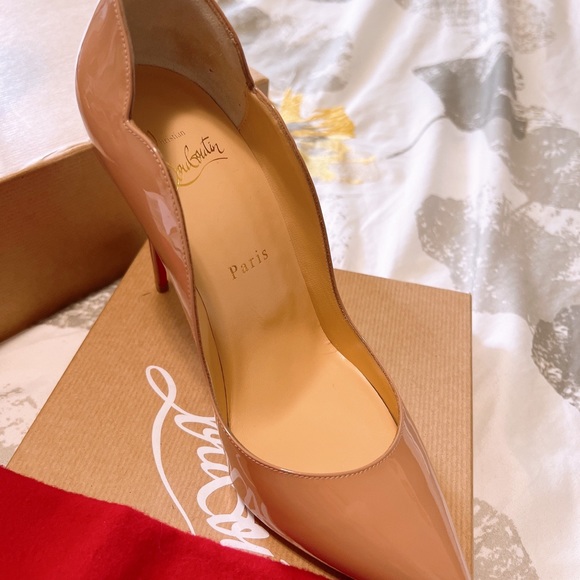 COPY - Brand New Hot Chick Christian Louboutin shoes in Nude. 100mm - Picture 6 of 7